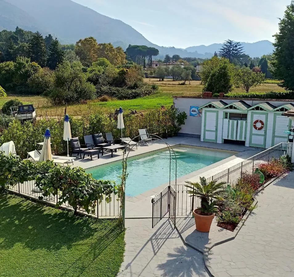 La Pitorina Holidayhome Camaiore 0*,  Italy